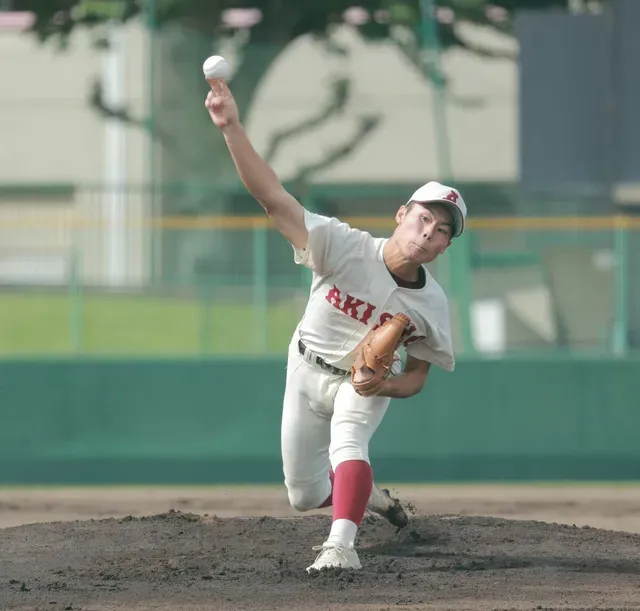 秋田商、5年ぶりの秋季東北大会進出！菅原投手の完封勝利が勝利を呼び込む