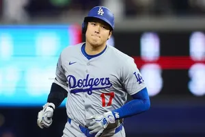 大谷翔平、敵地ロッキーズ戦で初回シングルヒットも珍走塁ミスに観客驚愕