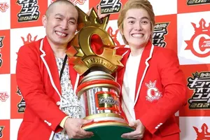 キングオブコント優勝でラブレターズ、熱狂的サポーターの塚本がジュビロ磐田の出禁解除！