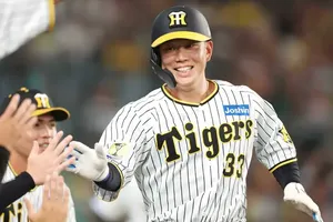 糸原の代打タイムリーがチームを逆転勝利へ導く、阪神タイガースの闘志燃える一戦