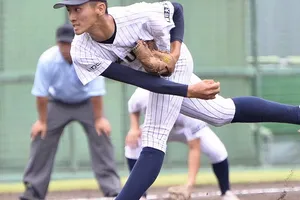 秋季東北高校野球：伊奈蓮樹投手、青森山田相手に4回途中から力投、1失点で意地見せる