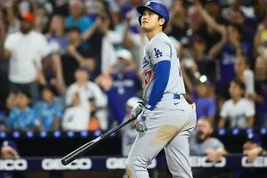 大谷翔平、敵地ロッキーズ戦で54号ホームラン！54-57の驚異的な記録更新