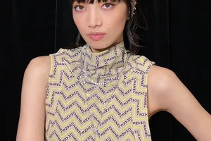 小松菜奈、シャネルのハイジュエリーコレクションで圧巻の美しさを披露