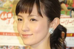 星野真里、9歳長女の難病闘病と人工呼吸器生活をインスタグラムで公開