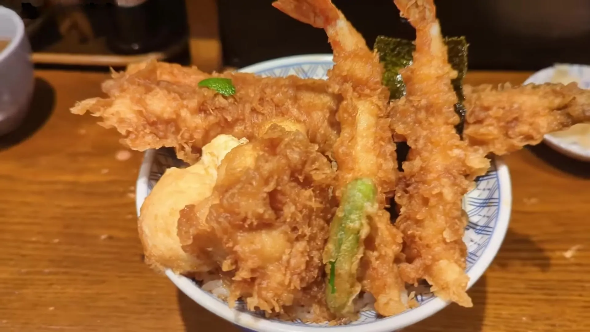 Nihonbashi Tendon Kaneko Hannosuke Main Store: The Tempura Master