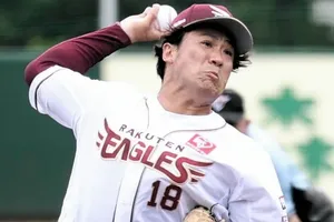 田中将大、初登板で奮闘も４失点、楽天イーグルスの期待の星