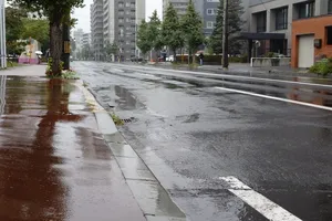 北海道、大気不安定で雷雨に注意