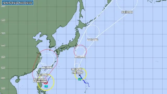 台風17号と18号が日本列島に接近、各地に強風と大雨の警戒を