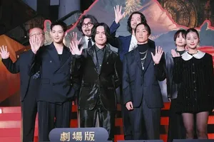 間宮祥太朗主演『ACMA：GAME』完成舞台挨拶、SixTONESライブで絆深めた共演者たち