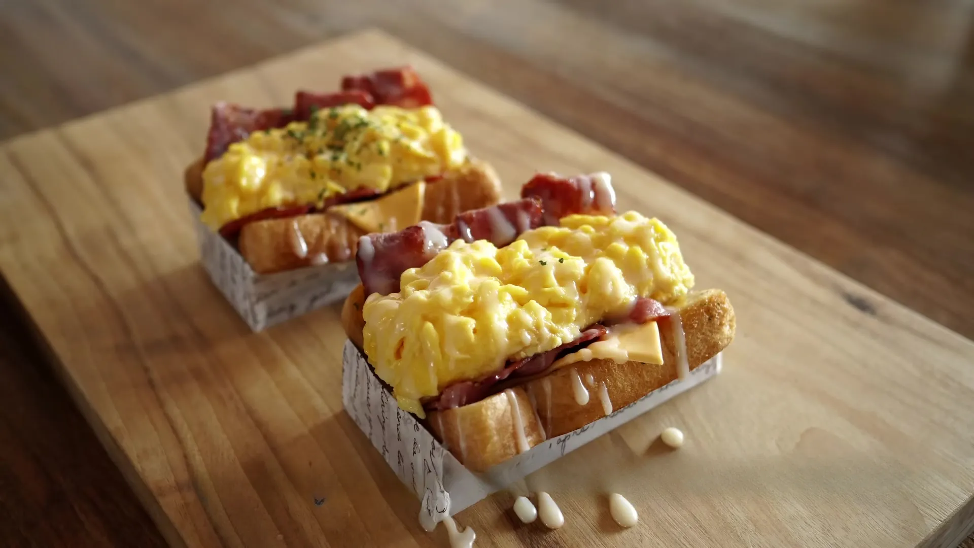 Egg Bacon Toast: An Extraordinary Culinary Adventure