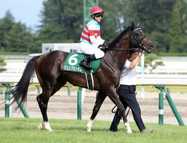 見事な直線差し切り！戸崎騎手が Juinblossom で重賞初制覇！／富士S