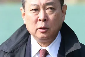 江川卓氏が選ぶ巨人優勝のヒーロー：菅野智之と吉川尚輝の活躍