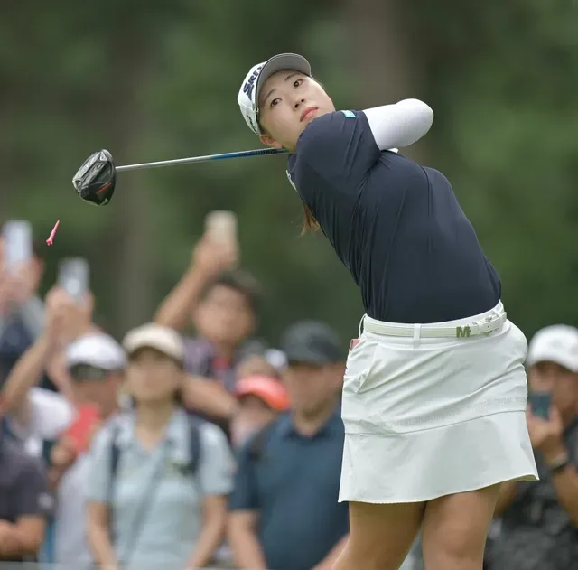 日本女子オープンゴルフ、竹田麗央と山下美夢有が首位に並び、最終日へ