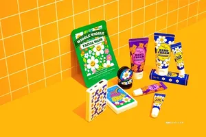 「wiggle wiggle」からファミリーマート限定デザインアイテムが登場！10月11日から関東で発売