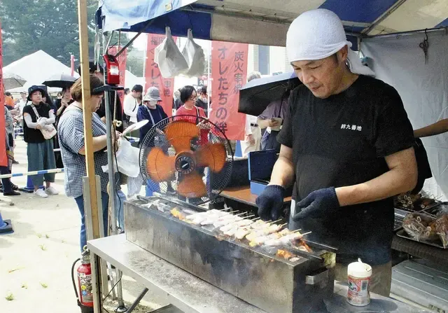 久留米焼きとり日本一フェスタ：多種多様な焼き鳥とビールで盛り上がる2日間の祭典