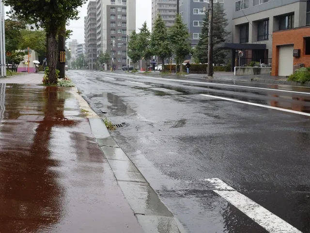 北海道、大気不安定で雷雨に注意