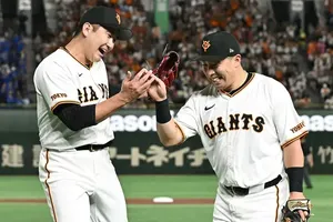 【巨人】浅野翔吾、CSデビュー戦で好守備見せる　菅野智之の助言が自信心に