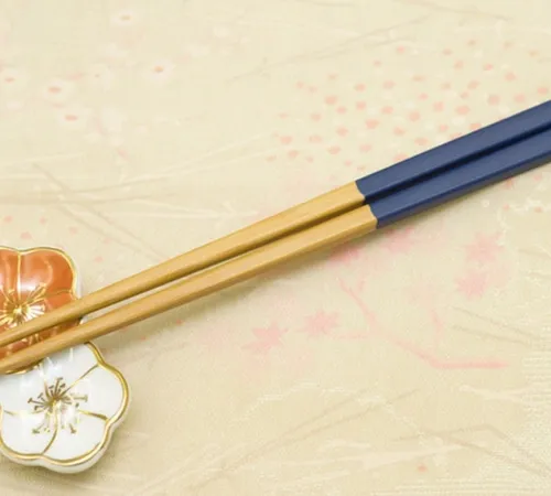 The Intricate Role of Chopsticks in Japanese Culture: A Symbol of Tradition and Spirituality