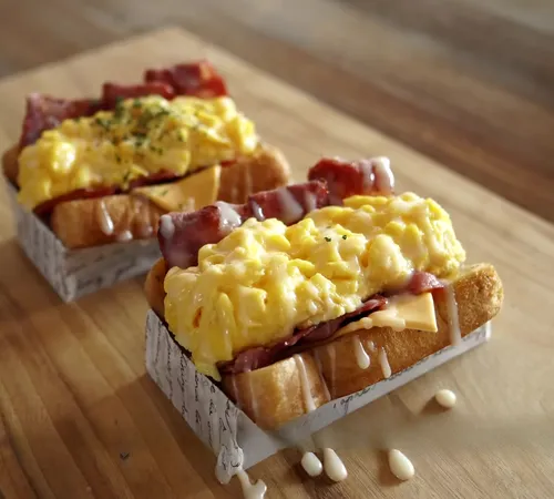 Egg Bacon Toast: An Extraordinary Culinary Adventure