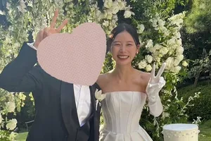 朝日奈央さん、2年越しの結婚式を挙げ「アイドリング!!!」メンバーから祝福の声"