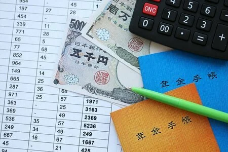 在職老齢年金：働き続ける高齢者の年金影響を詳説