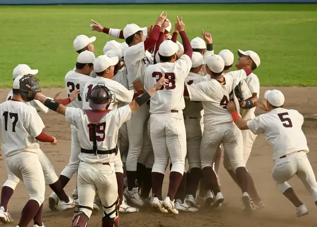 福岡大、3季連続63度目の優勝！若手の活躍で九州六大学野球秋季リーグ制覇