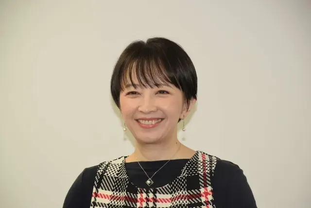 高橋由美子50歳、新作舞台『Silent Sky』で新たな挑戦！ 家族を支える妹役で成長