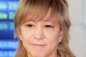 小室哲哉の魚嫌いエピソードが話題！TRFのSAMとDJ KOが明かす