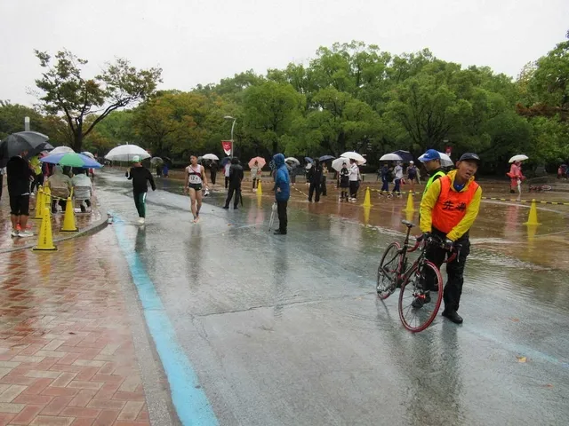 大阪高校駅伝中止　男子レースが大雨警報下で冠水のため中止