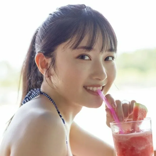 元モーニング娘。森戸知沙希、10周年記念写真集で新たな一面披露！海外ロケで描かれる成長の軌跡