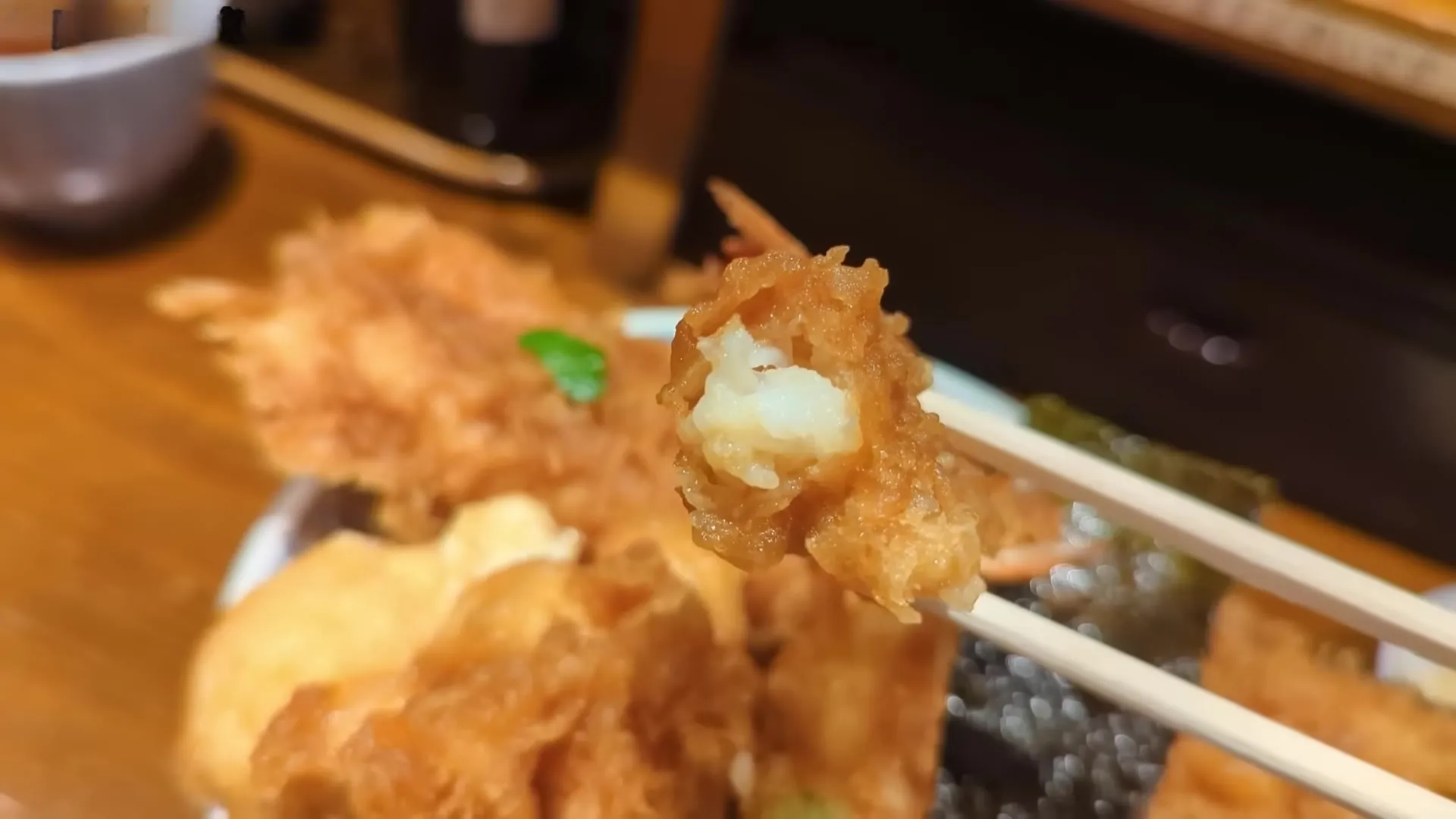 Nihonbashi Tendon Kaneko Hannosuke Main Store: The Tempura Master